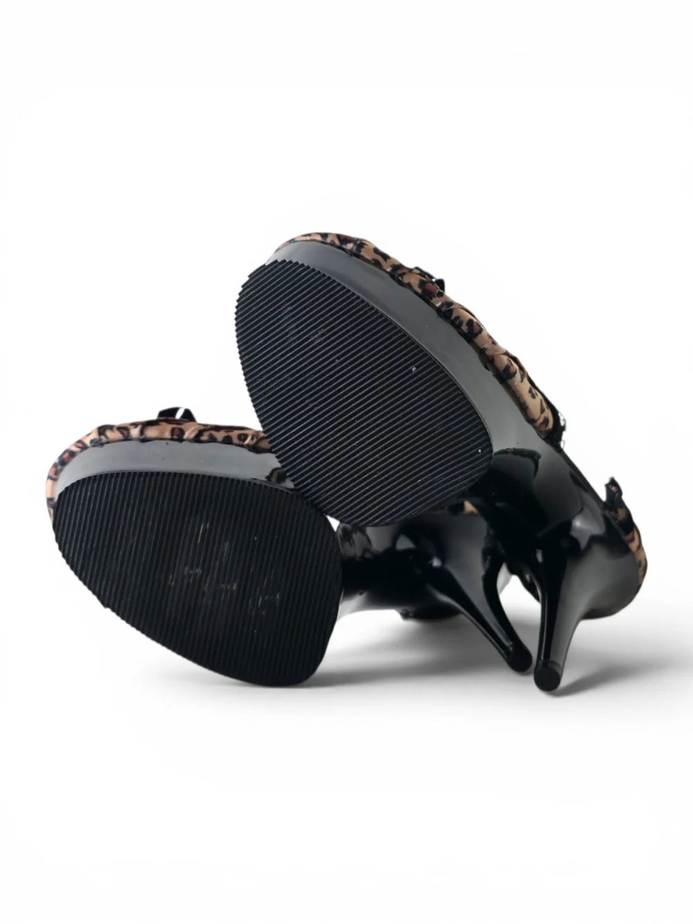 Pleaser Leopard Print Lace Trim Platform Pumps 8